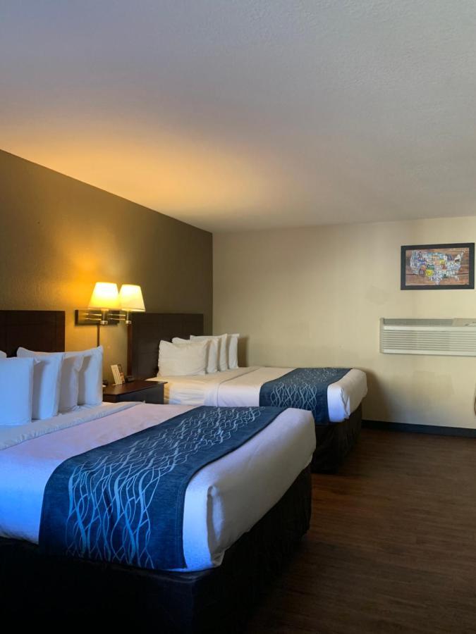 Economy Inn & Suites Hannibal Exteriör bild