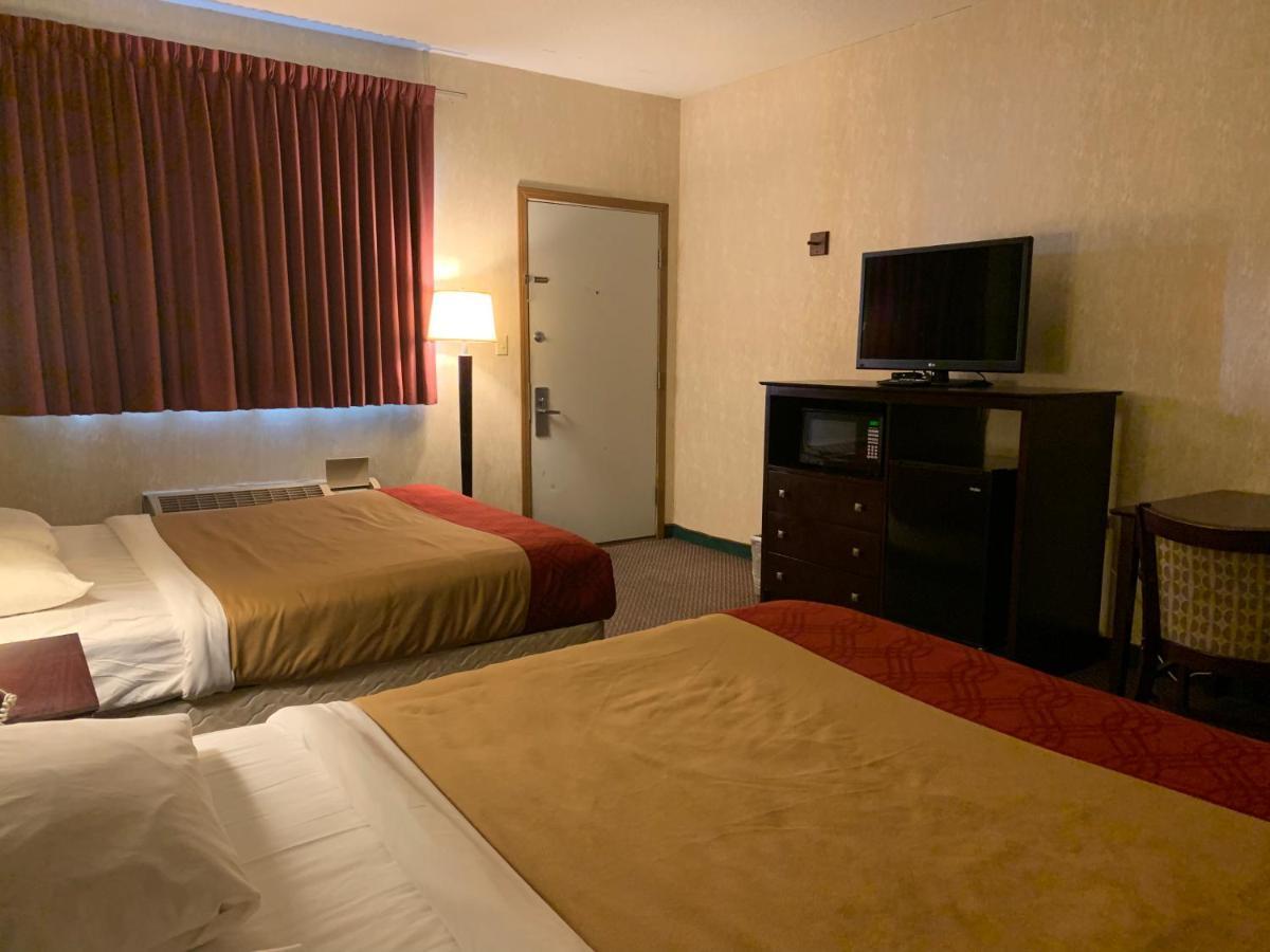 Economy Inn & Suites Hannibal Exteriör bild