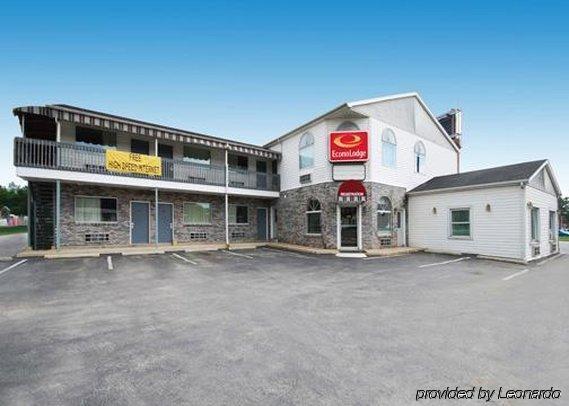 Economy Inn & Suites Hannibal Exteriör bild